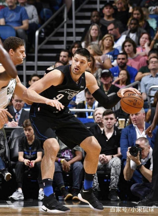 中摸索出新 中摸索出新