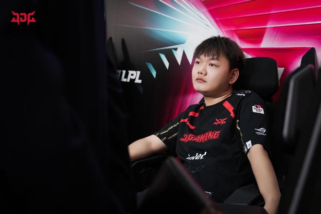 会流言越演 会流言越演