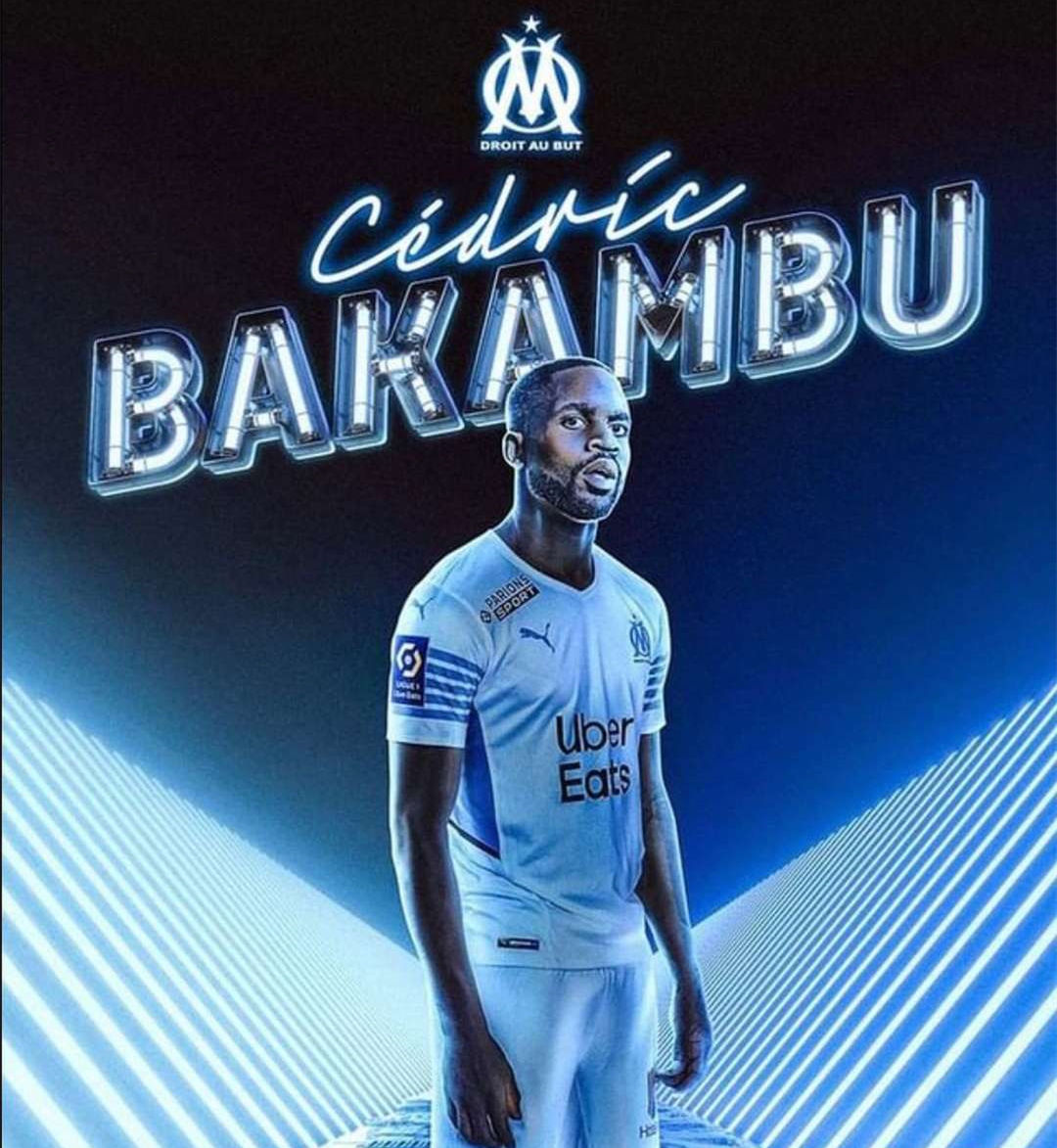 方面展现出 方面展现出